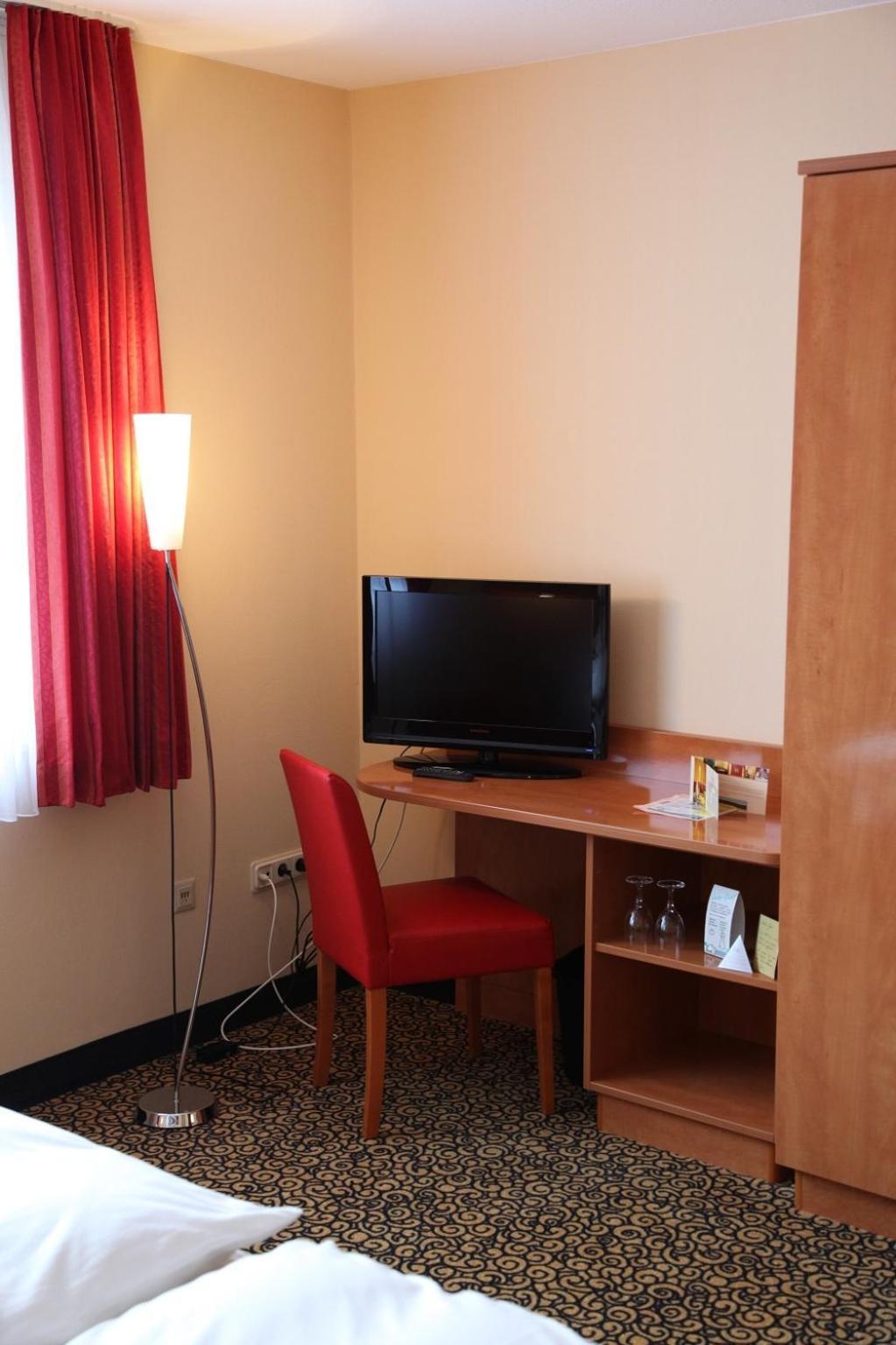Hotel Matthias Gnarrenburg Номер фото
