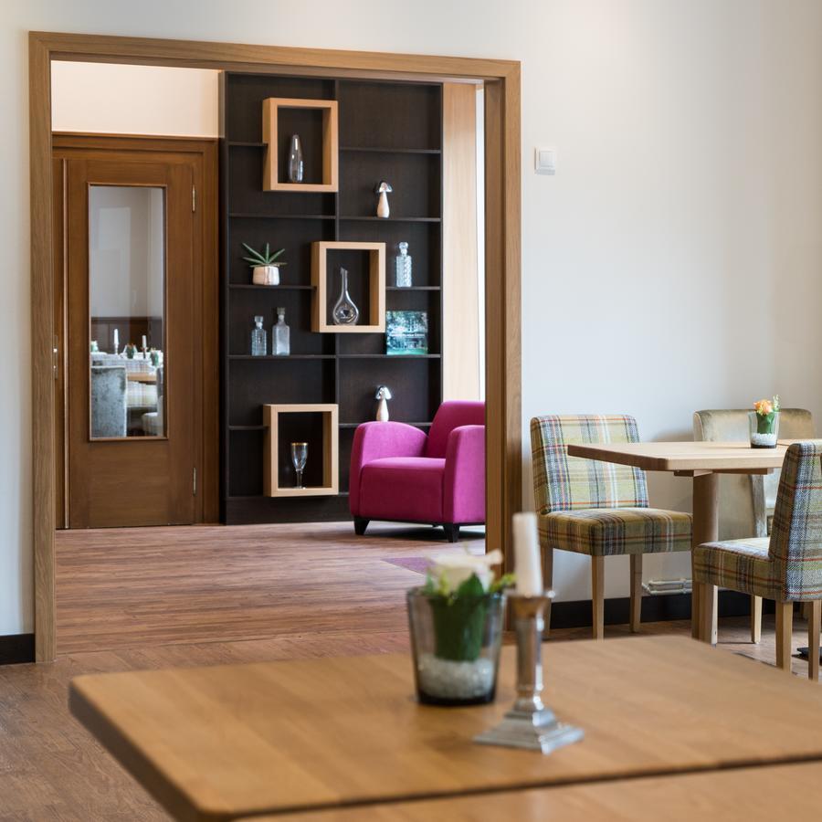 Hotel Matthias Gnarrenburg Екстер'єр фото