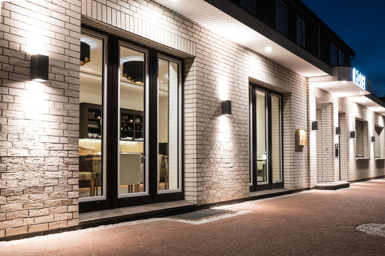 Hotel Matthias Gnarrenburg Екстер'єр фото